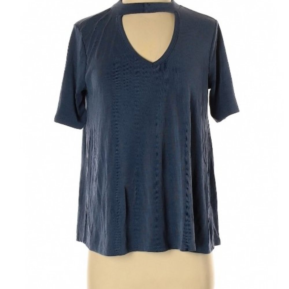 Kim & Cami Blue Cut Out Short Sleeve Top Size S